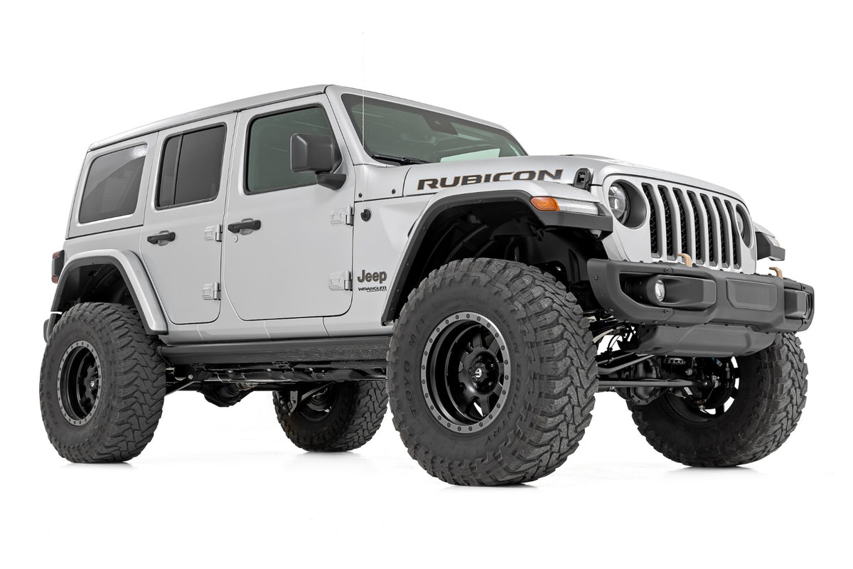 Rough Country 3.5 Inch Lift Kit | C/A Drop | 4-Door | 392 | Jeep Wrangler Unlimited (18-23)