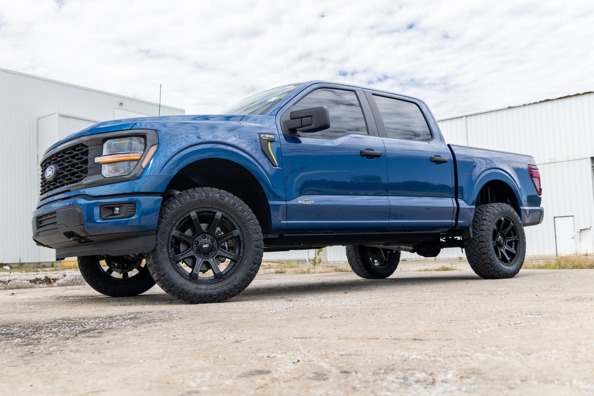 Rough Country 3 Inch Lift Kit | Forged UCA | Ford F-150 2WD (2021-2026)