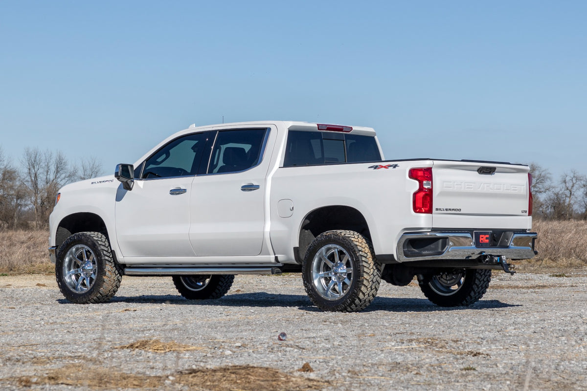 Rough Country 3.5 Inch Lift Kit | Chevy Silverado 1500 2WD/4WD (2025-2026)