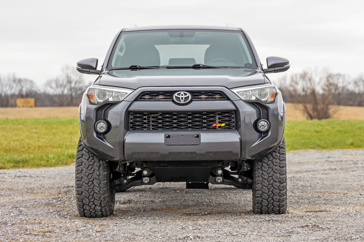 Rough Country 4.5 Inch Lift Kit | Toyota 4Runner 2WD/4WD (2015-2020)