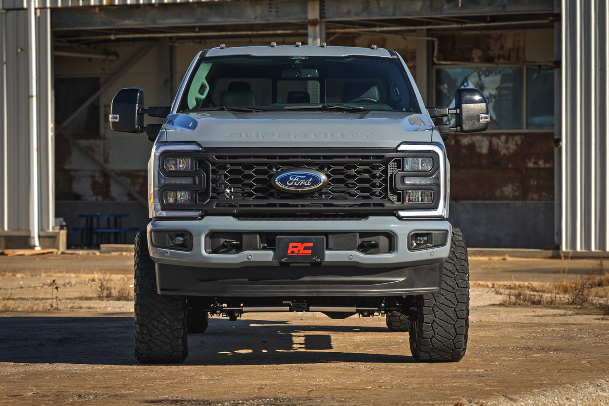 Rough Country 6 Inch Coilover Conversion Lift Kit  | Radius Arm | Ford F-250/F-350 Super Duty (2023-2026)