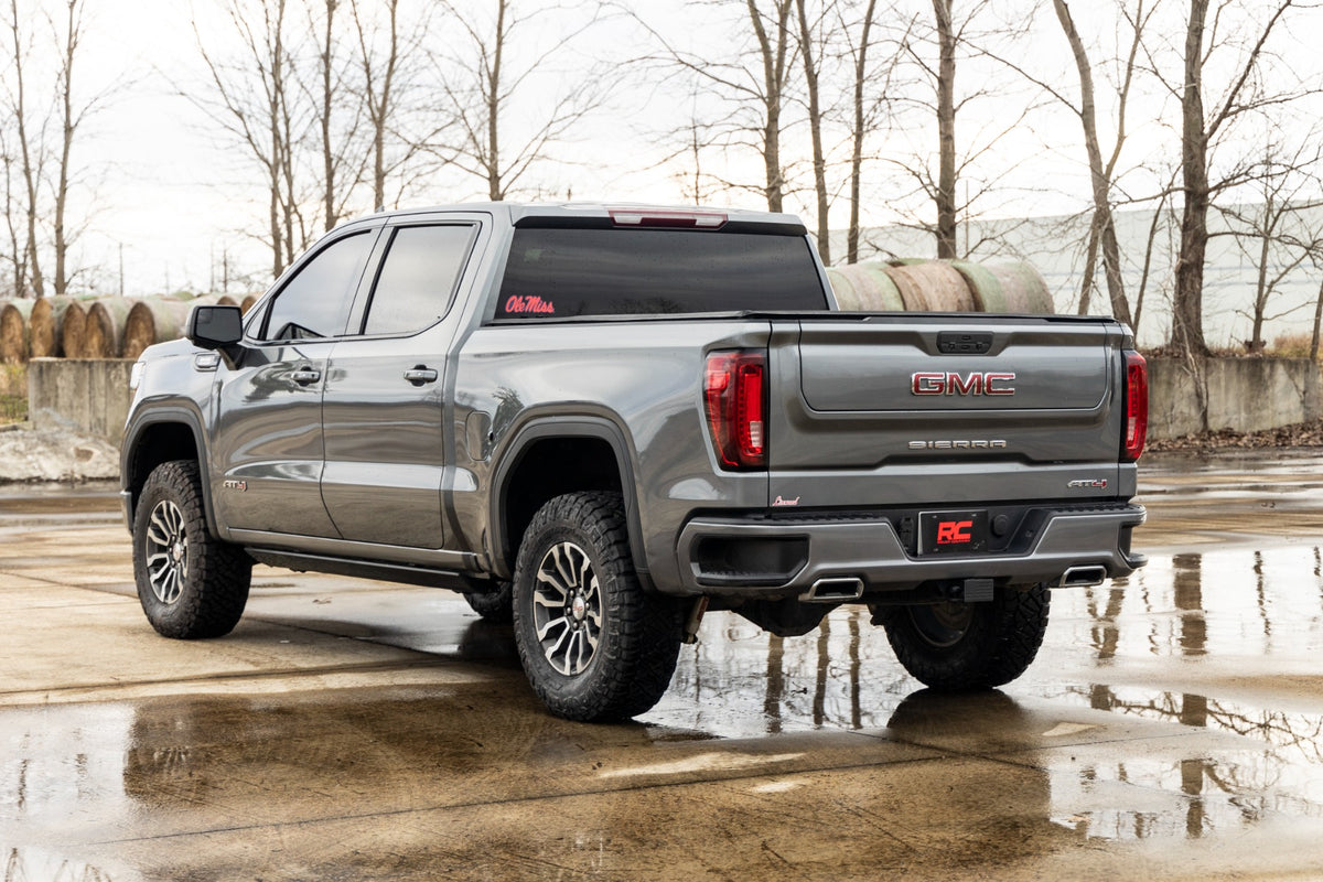 Rough Country 1.75 Inch Leveling Kit | AT4 | GMC Sierra 1500  (2019-2026 & Refresh)