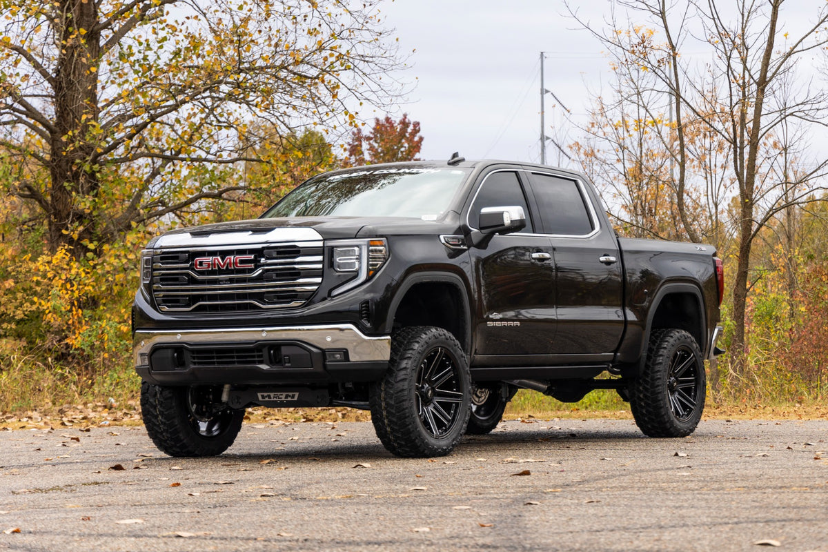 Rough Country 6 Inch Lift Kit | GMC Sierra 1500 4WD (2025-2026)