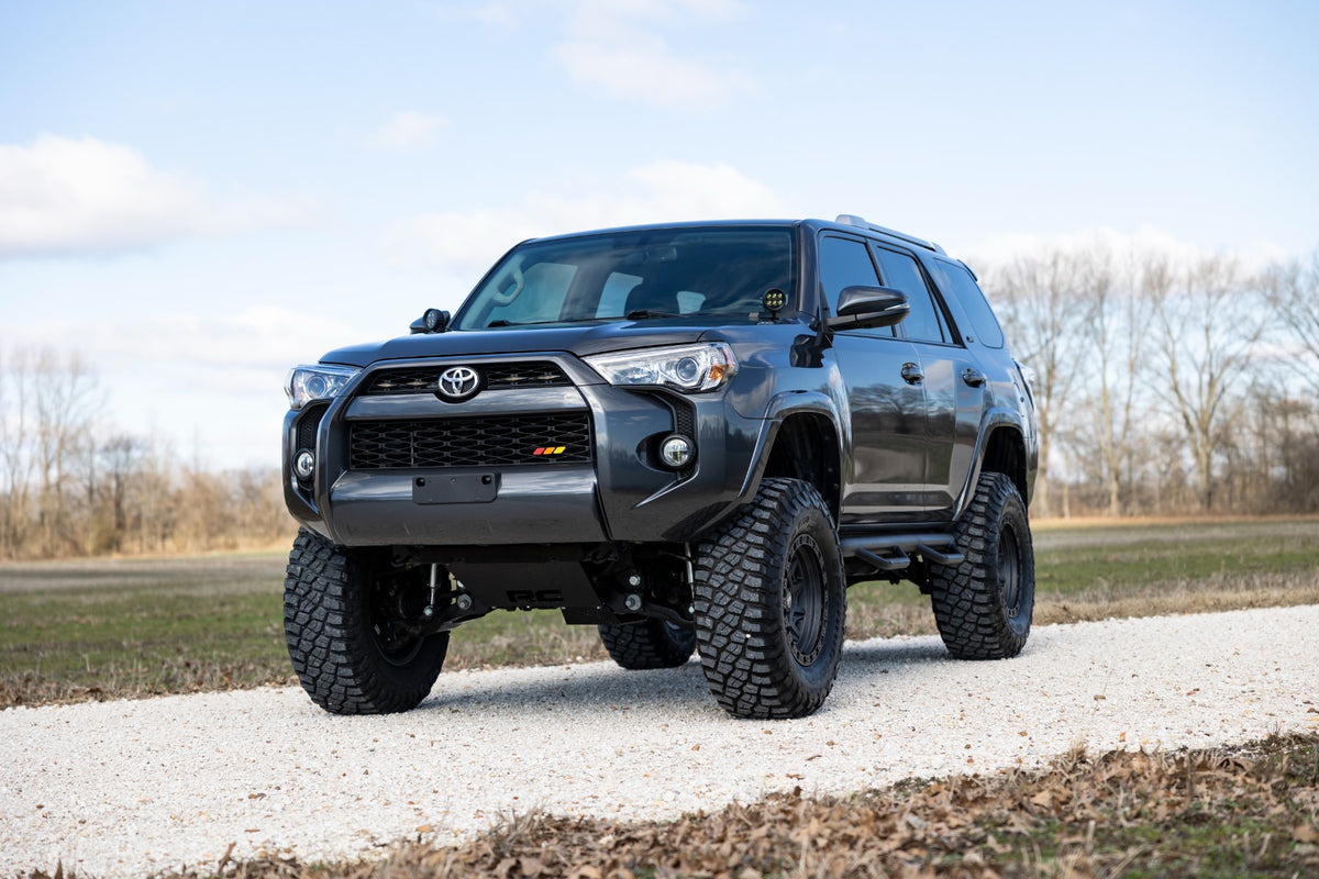 Rough Country 6 Inch Lift Kit | N3 | Toyota 4Runner 2WD/4WD (2015-2020)