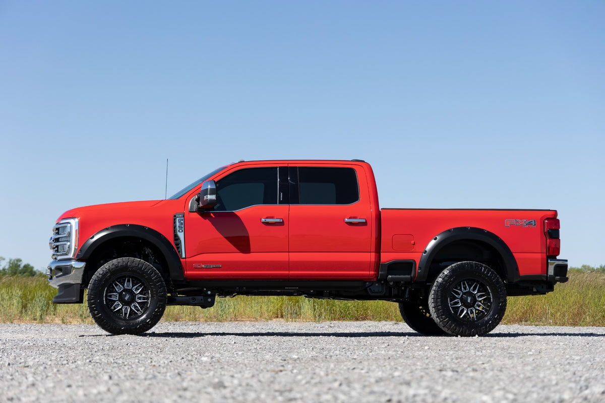 Rough Country 3 Inch Lift Kit | Ford F-250 Super Duty 4WD (23-26)