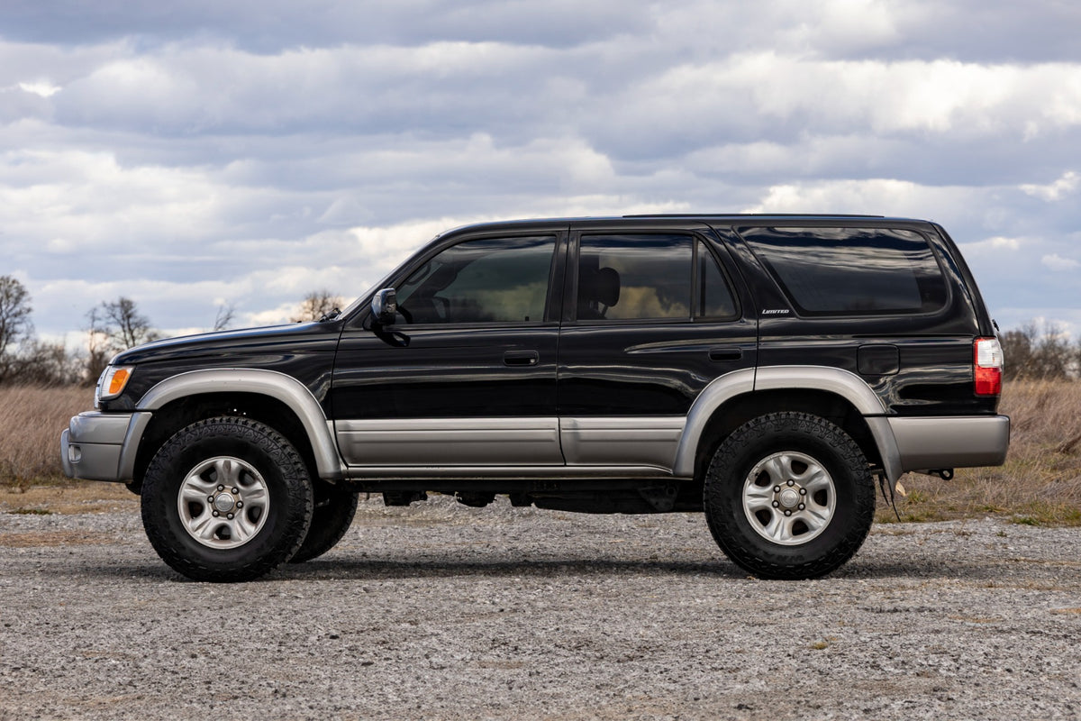 Rough Country N3 Leveling Struts | 2 Inch | Loaded Strut | Toyota 4Runner 2WD/4WD (96-02)