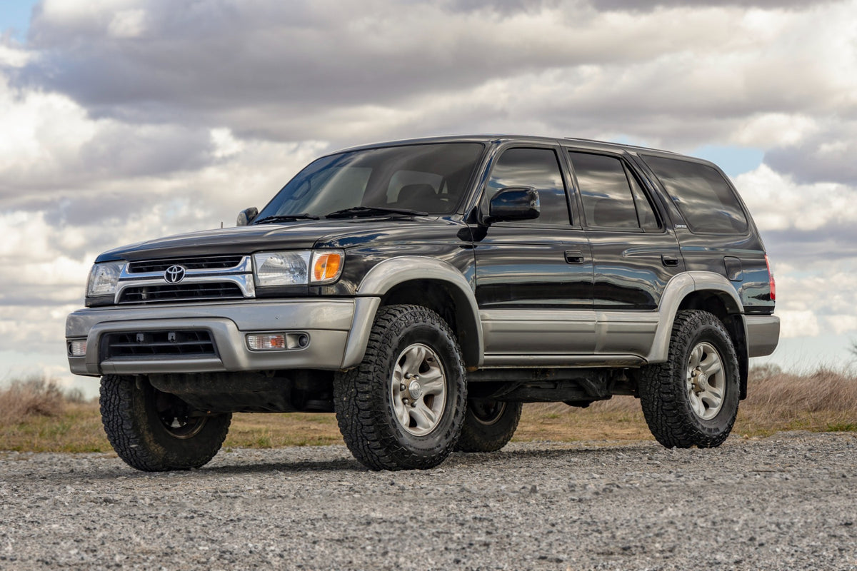 Rough Country N3 Leveling Struts | 2 Inch | Loaded Strut | Toyota 4Runner 2WD/4WD (96-02)