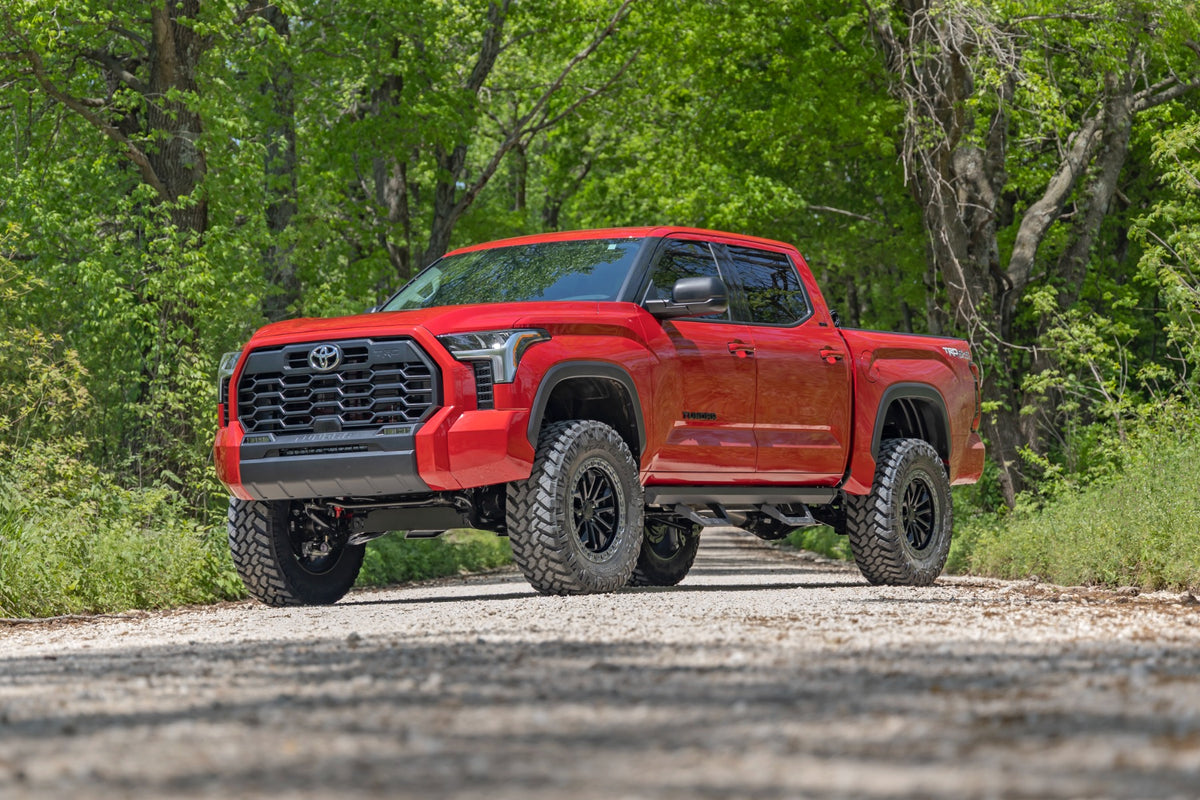 Rough Country 6 Inch Lift Kit | Toyota Tundra 4WD (2022-2026)