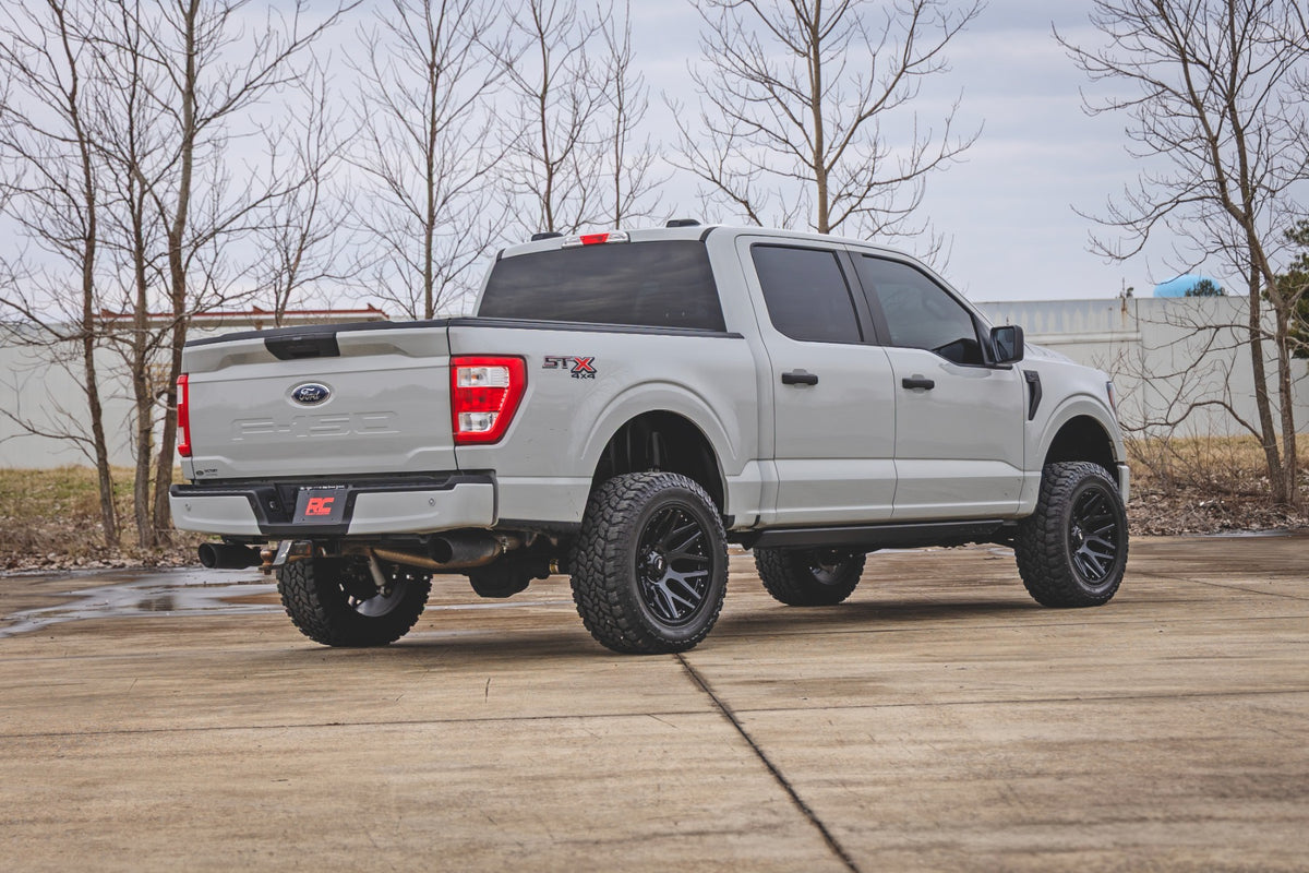 Rough Country 4 inch Lift Kit | Forged UCA | M1/M1 | No Cut | Ford F-150 4WD (2021-2026)