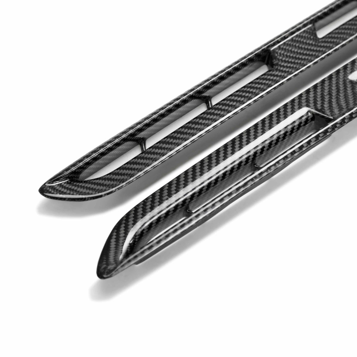 Seibon Carbon Fiber front fender ducts for 2009-2024 Nissan GT-R