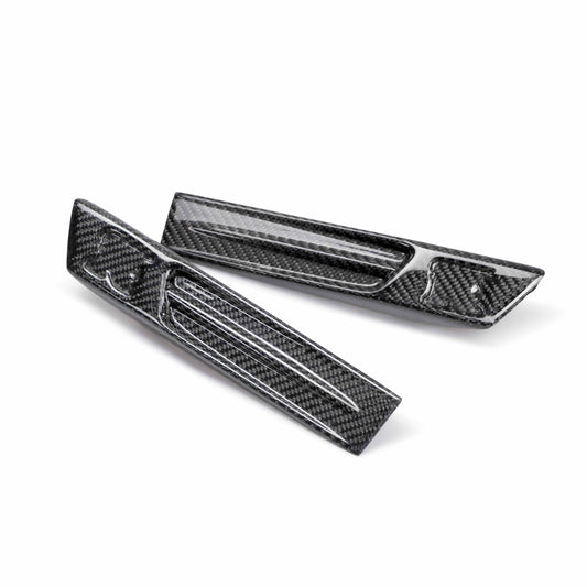 Seibon Carbon Fiber fender duct logo for 2009-2014 Nissan GT-R