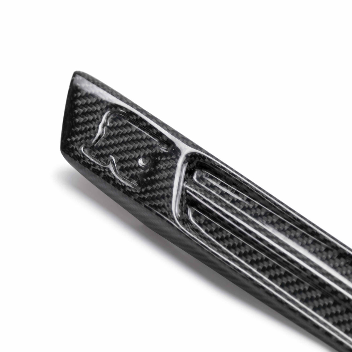Seibon Carbon Fiber fender duct logo for 2009-2014 Nissan GT-R