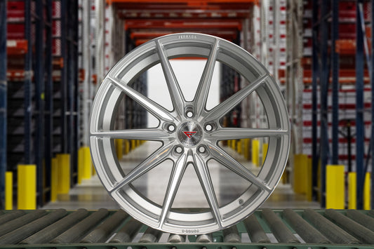 Ferrada F8-FR10 Machine Silver wheel, front view