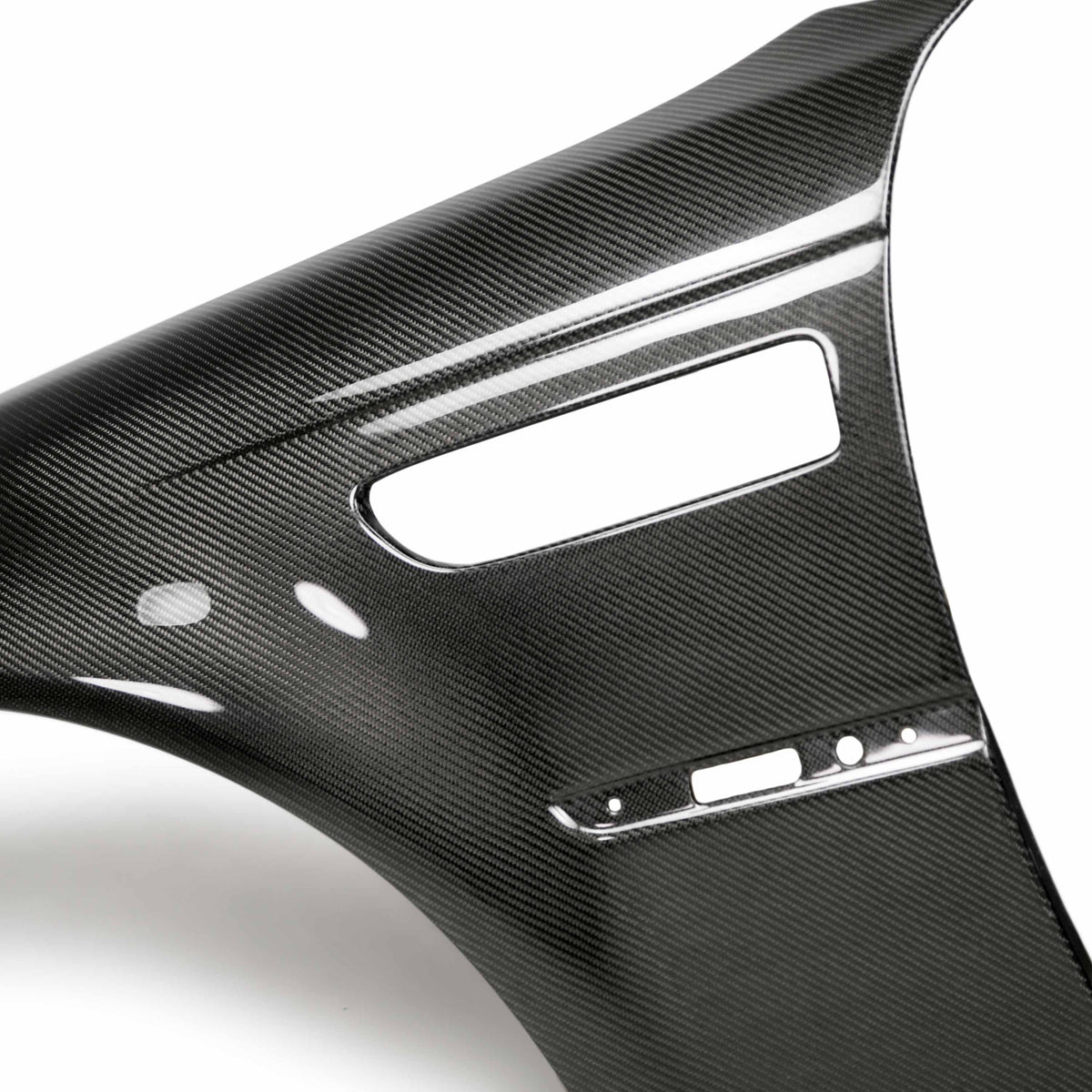 Seibon Carbon Fiber fenders for 2001-2005 BMW E46 M3