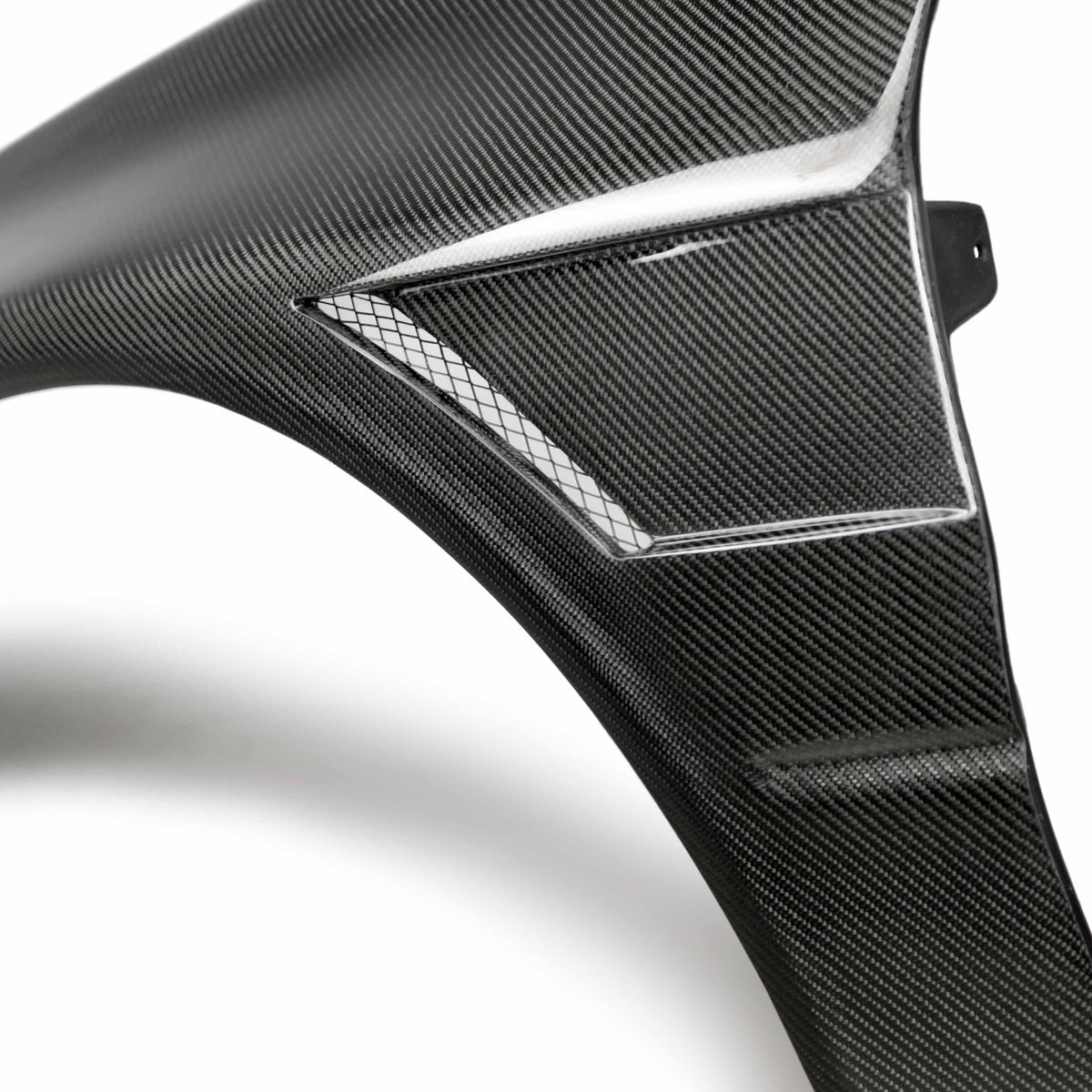 Seibon Carbon Fiber fenders for 2003-2006 Mitsubishi Lancer EVO8 (10mm Wider)
