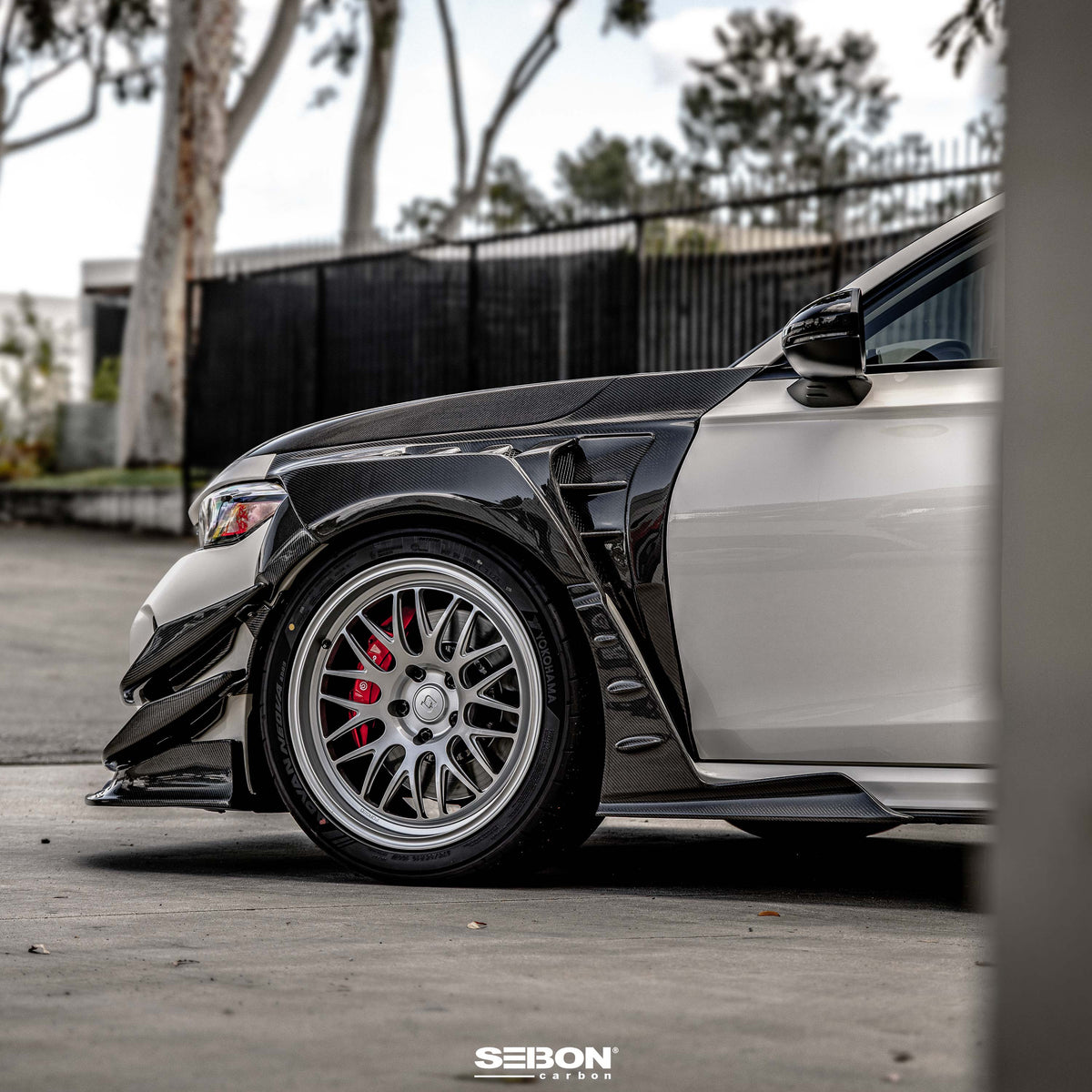 Seibon MB-Style Carbon Fiber Fenders for 2023-2026 Honda Civic Type R (20mm Wider)