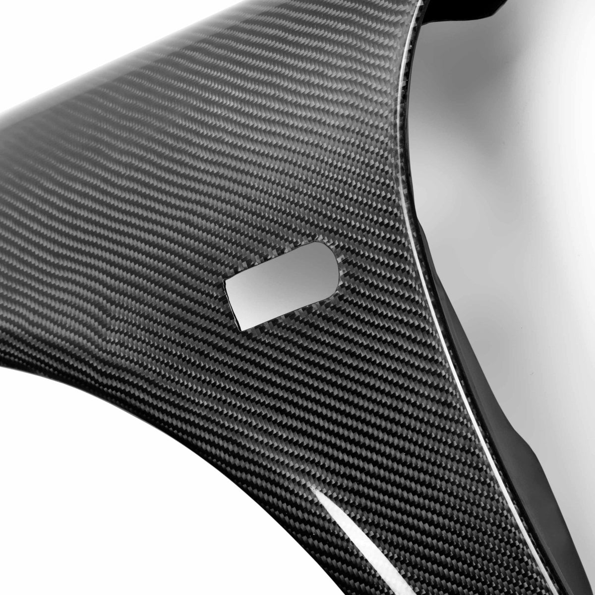 Seibon OEM-Style Carbon Fiber fenders for 1991-2005 Acura NSX