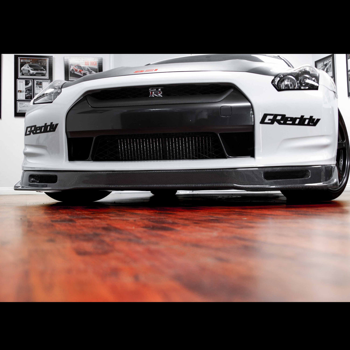 Seibon VS-Style Carbon Fiber Front Lip for 2009-2011 Nissan GT-R