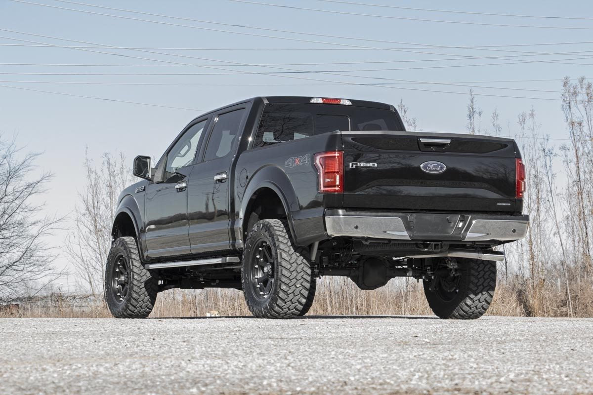 Rough Country 6 Inch Lift Kit | Ford F-150 4WD (2015-2020)