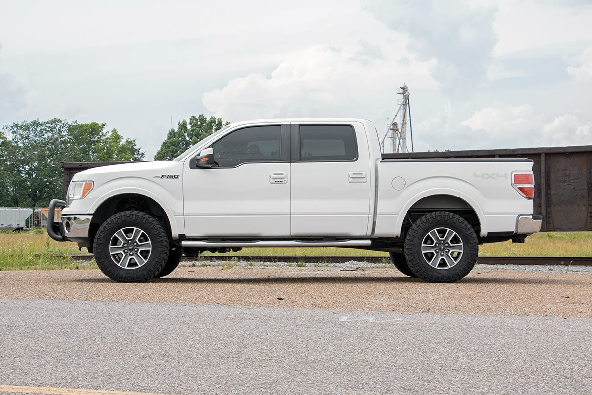 Rough Country 3 Inch Lift Kit | Ford F-150 4WD (2009-2013)