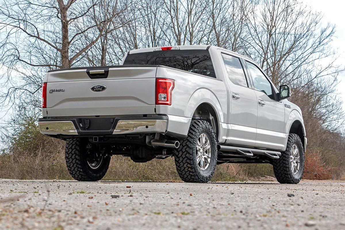 Rough Country 3 Inch Lift Kit | Ford F-150 4WD (2014-2020)
