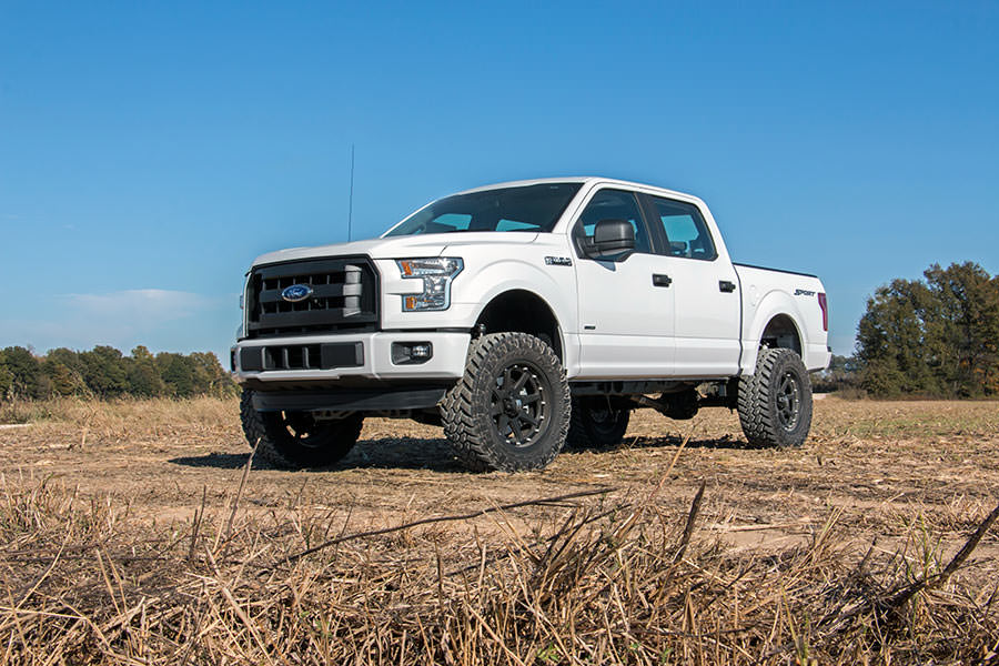 Rough Country 6 Inch Lift Kit | Ford F-150 2WD (2015-2020)