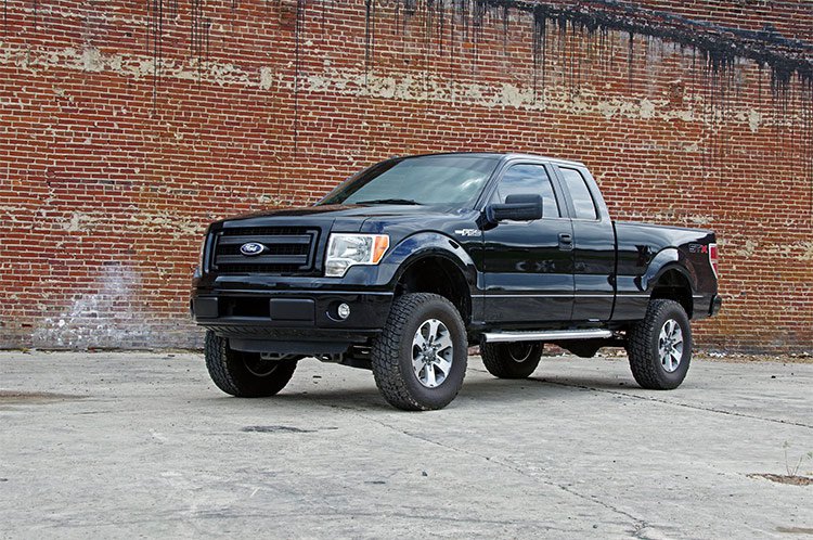 Rough Country 6 Inch Lift Kit | Ford F-150 2WD (2011-2014)
