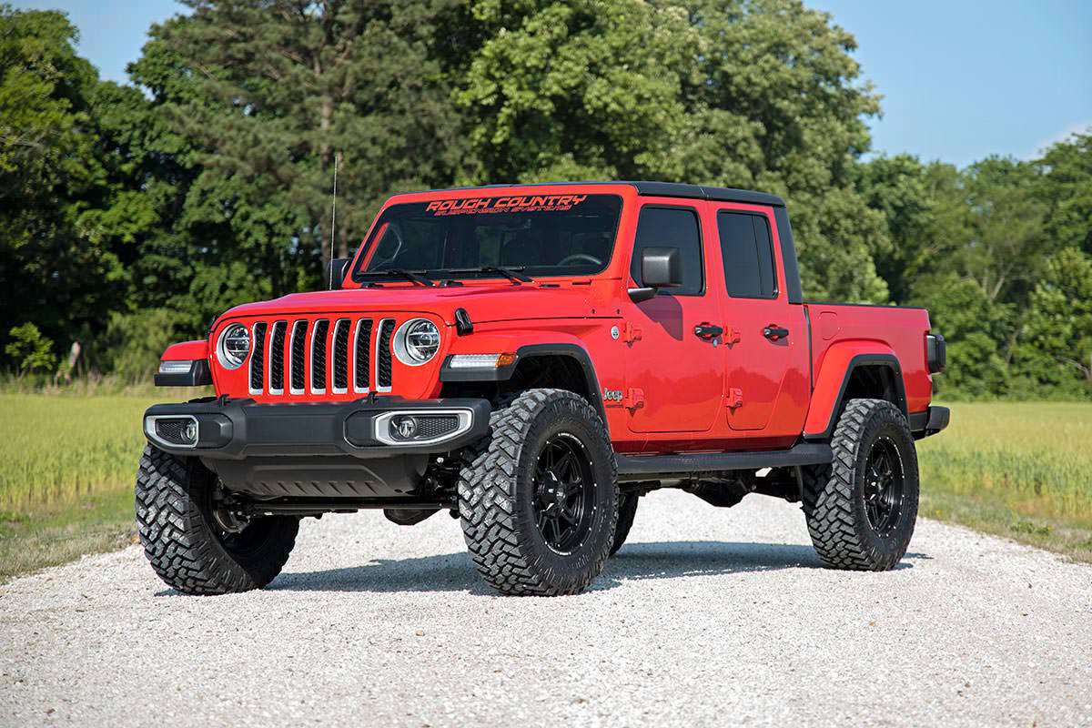 Rough Country 3.5 Inch Lift Kit | Jeep Gladiator JT 4WD (2024-2026)