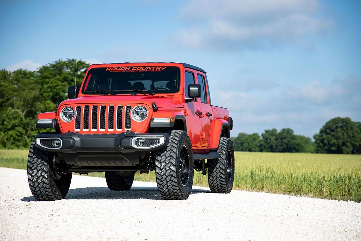 Rough Country 3.5 Inch Lift Kit | Jeep Gladiator JT 4WD (2024-2026)