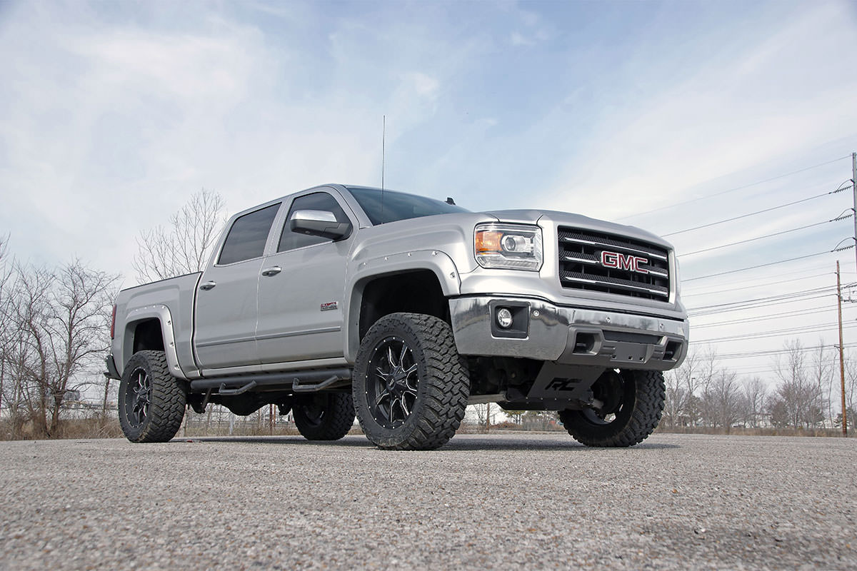 Rough Country 5 Inch Lift Kit | Chevy/GMC 1500 (14-18)