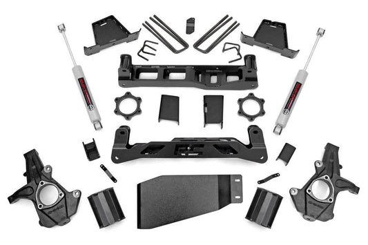 Rough Country 7.5 Inch Lift Kit | Chevy/GMC 1500 4WD (07-13)