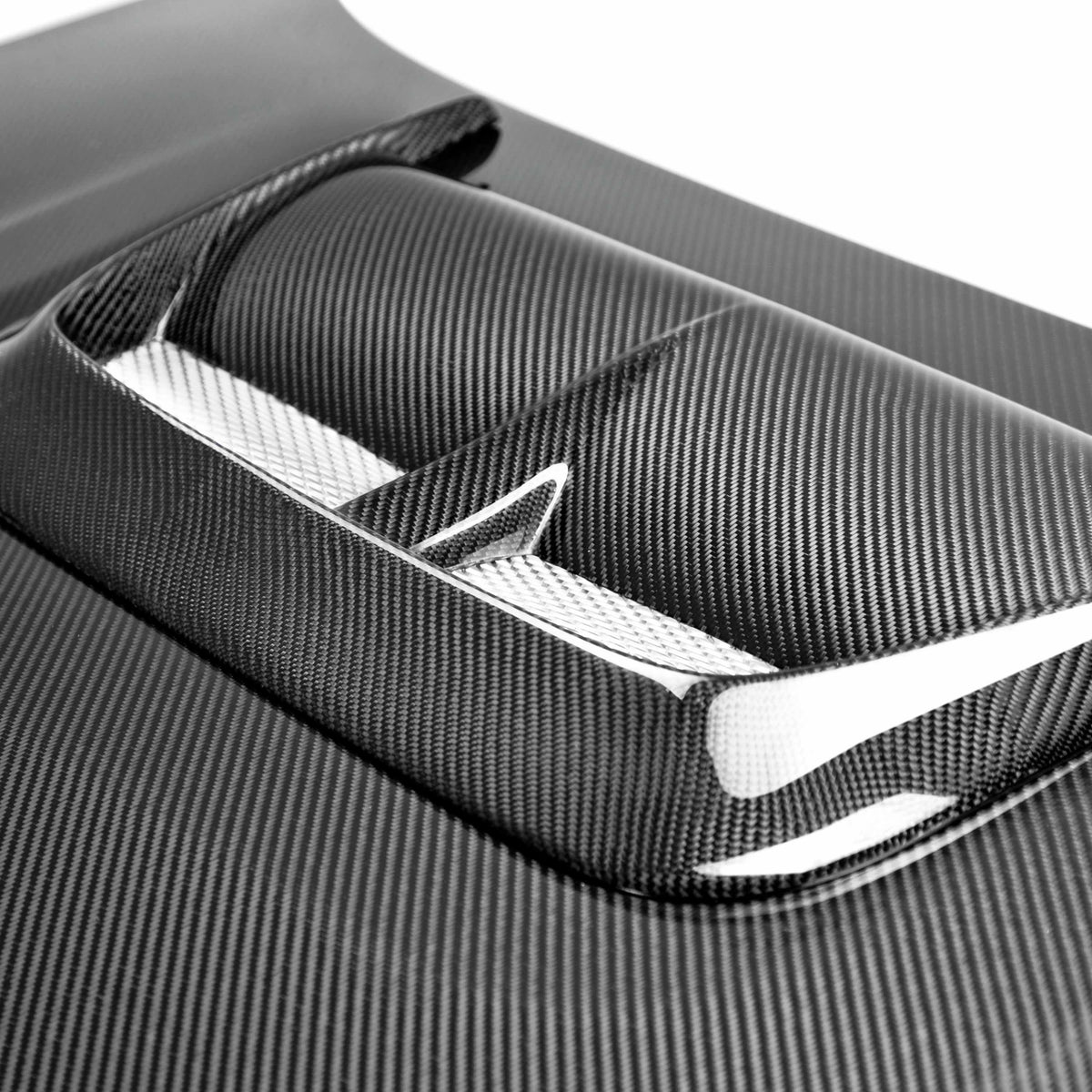 Seibon CW-Style Carbon Fiber Hood for 2004-2005 Subaru Impreza/WRX / STi