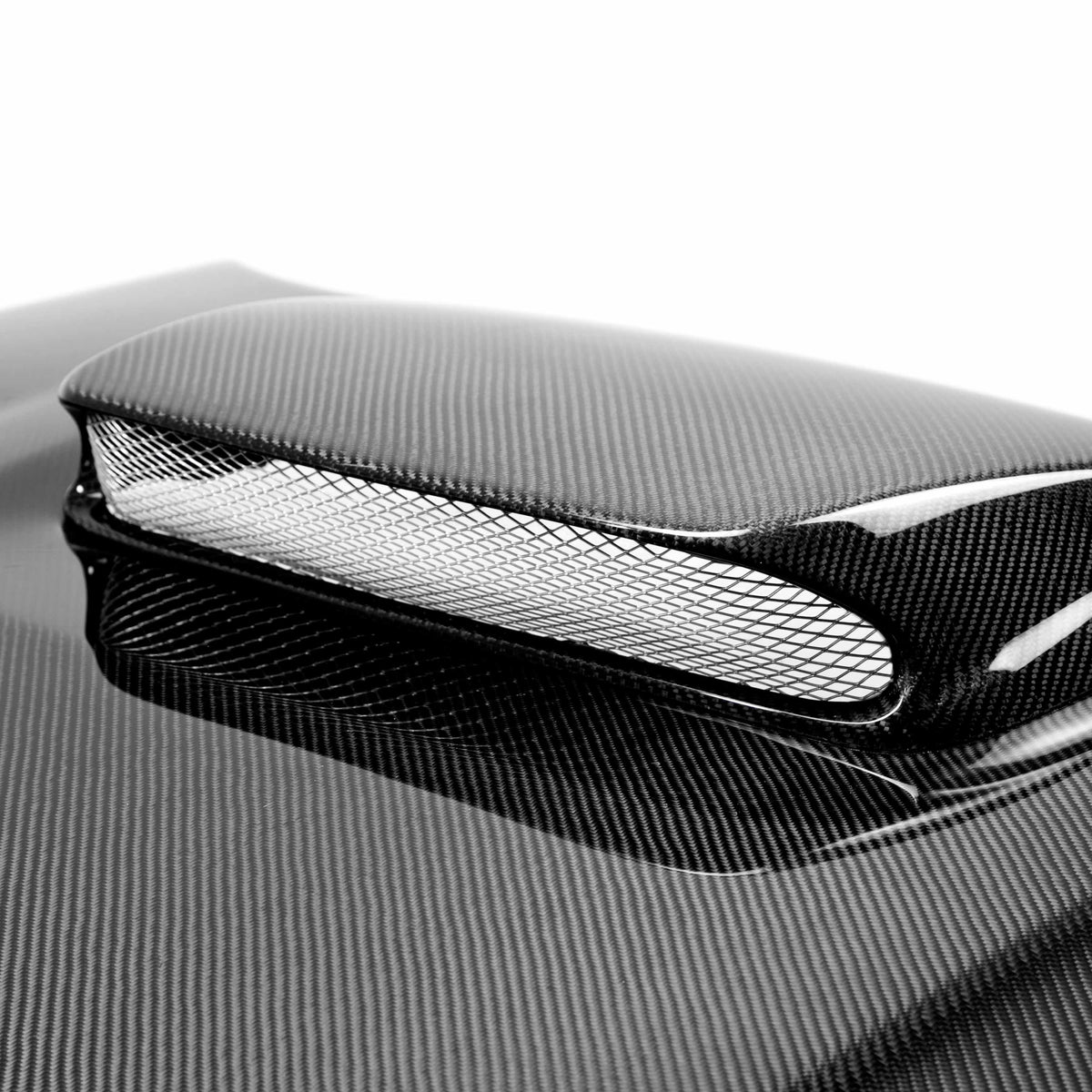 Seibon OEM-Style Carbon Fiber Hood for 2004-2005 Subaru Impreza/WRX / STi