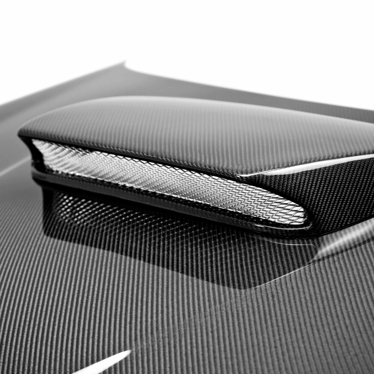 Seibon OEM-Style Carbon Fiber Hood for 2006-2007 Subaru Impreza/WRX / STi