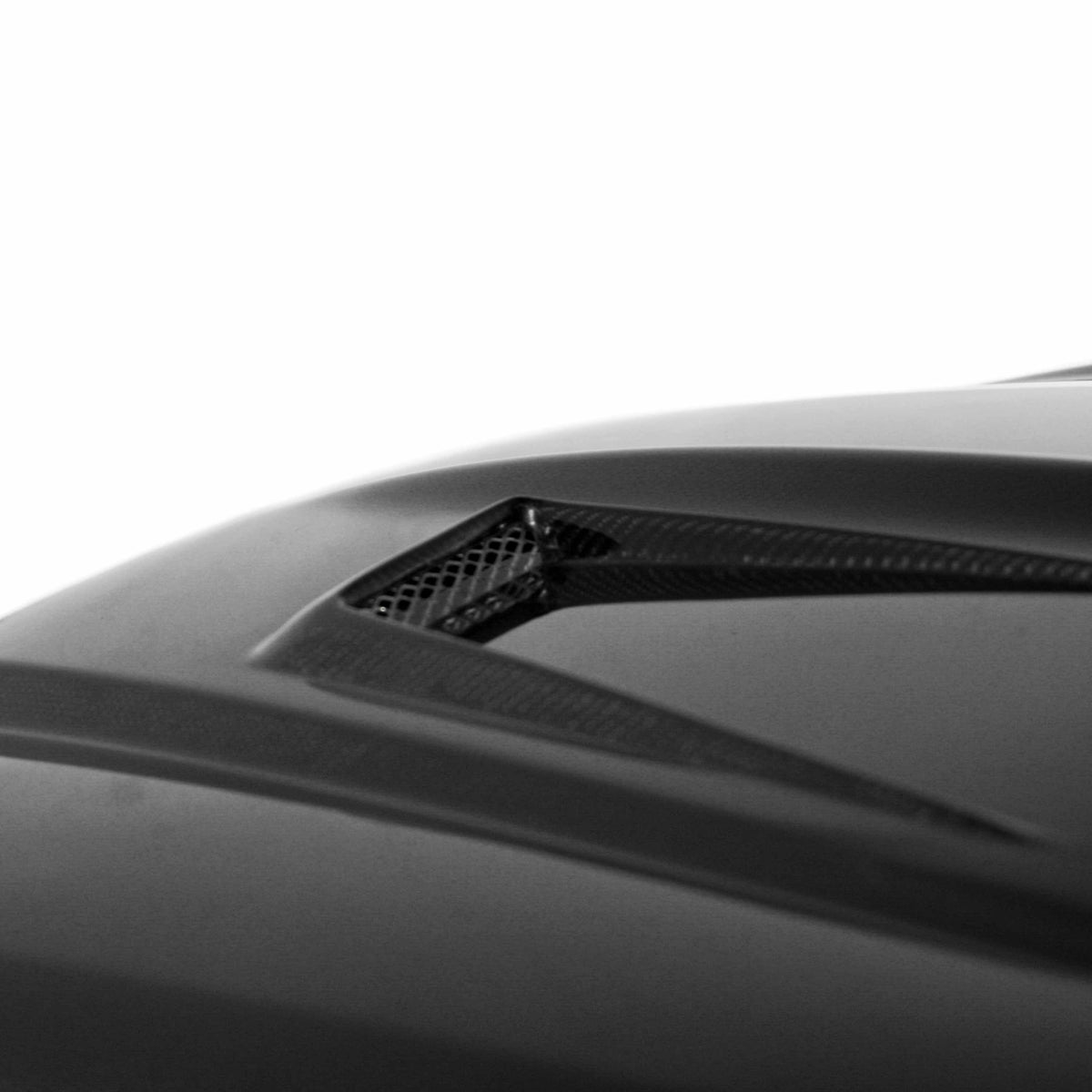 Seibon GT-Style Carbon Fiber Hood for 2008-2011 Mercedes Benz C63 (Does not fit standard C-class)
