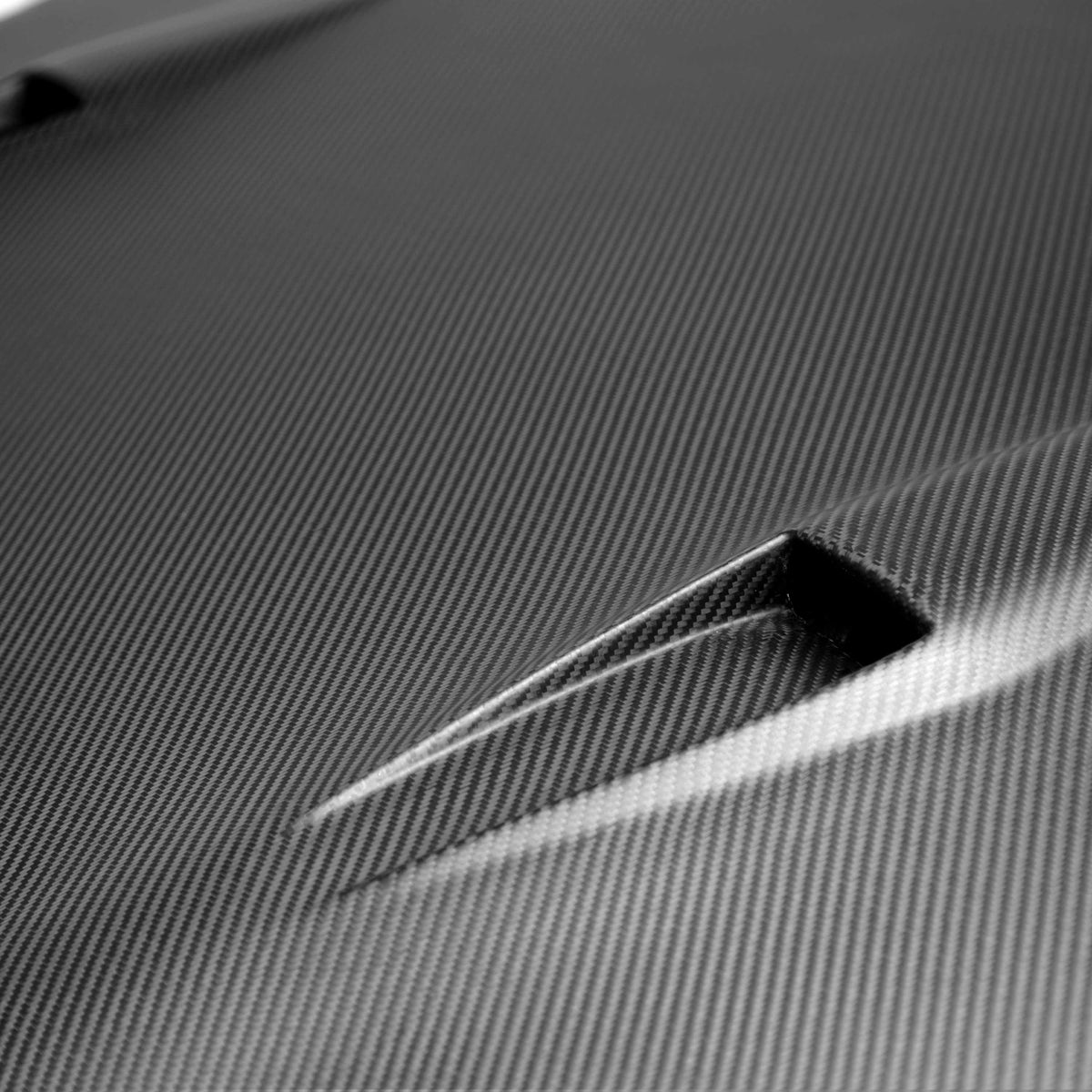Seibon GTII-style Dry Carbon Fiber Hood for 2009-2016 Nissan GT-R - Matte