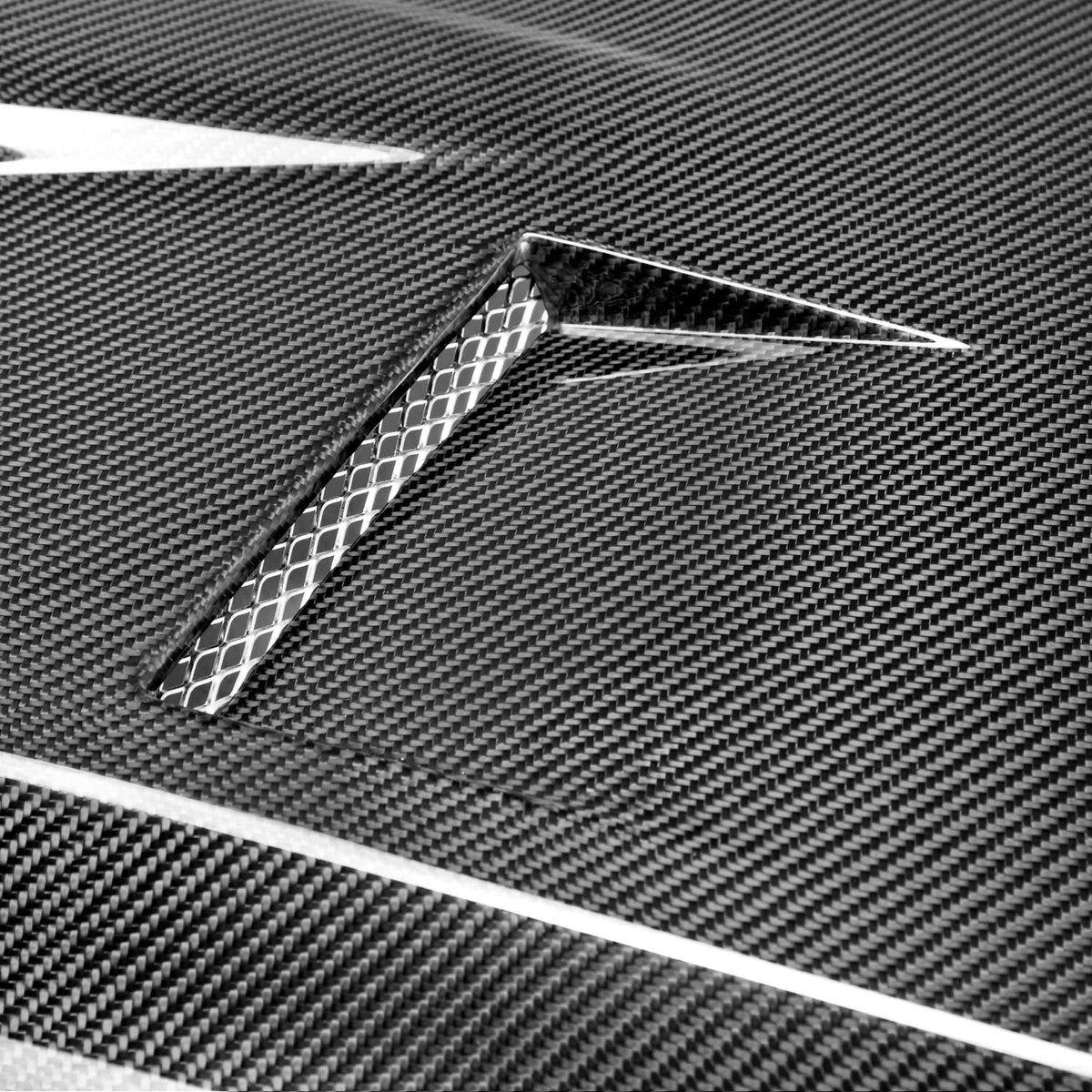 Seibon GTII-Style Carbon Fiber Hood for 2009-2016 Nissan GT-R