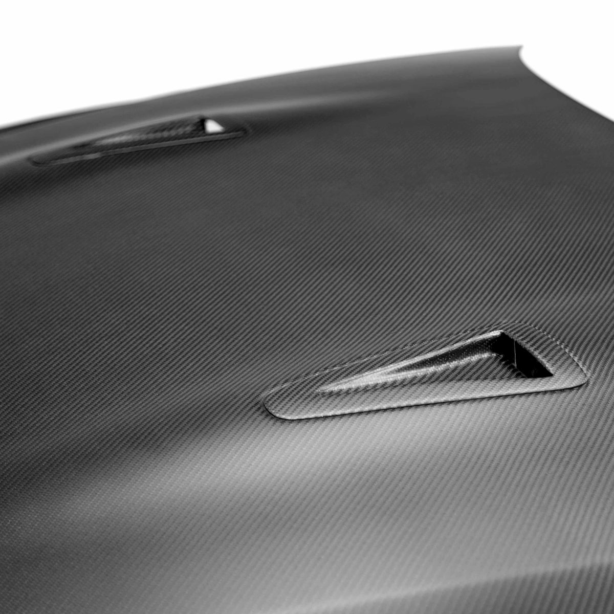 Seibon OEM-style Dry Carbon Fiber Hood for 2009-2016 Nissan GT-R - Matte
