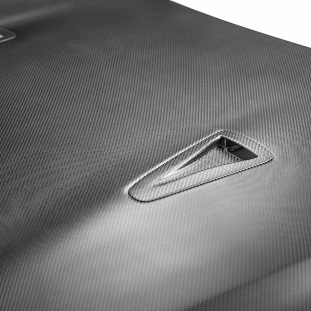 Seibon OEM-style Dry Carbon Fiber Hood for 2009-2016 Nissan GT-R - Matte