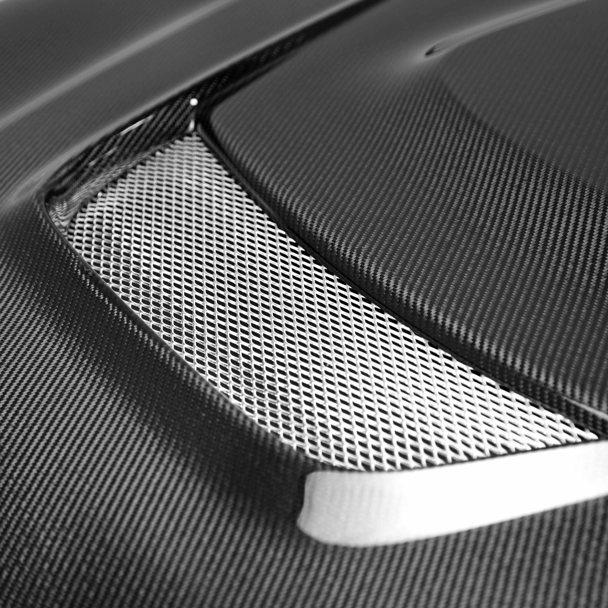 Seibon VS-Style Carbon Fiber Hood for 2012-2020 BMW F30 3 Series / F32 4 Series