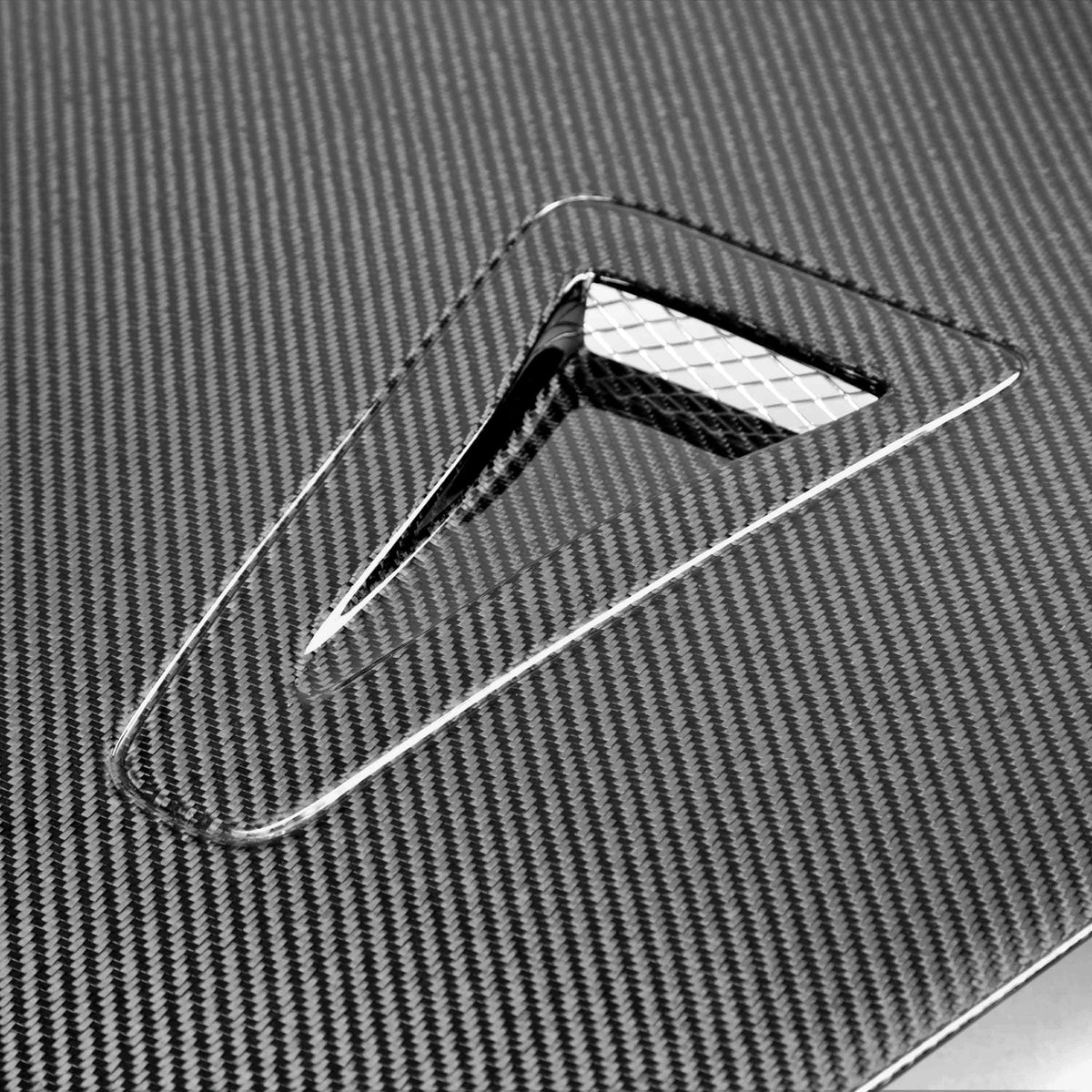 Seibon GTR-Style Carbon Fiber Hood for 2011-2017 Nissan Juke