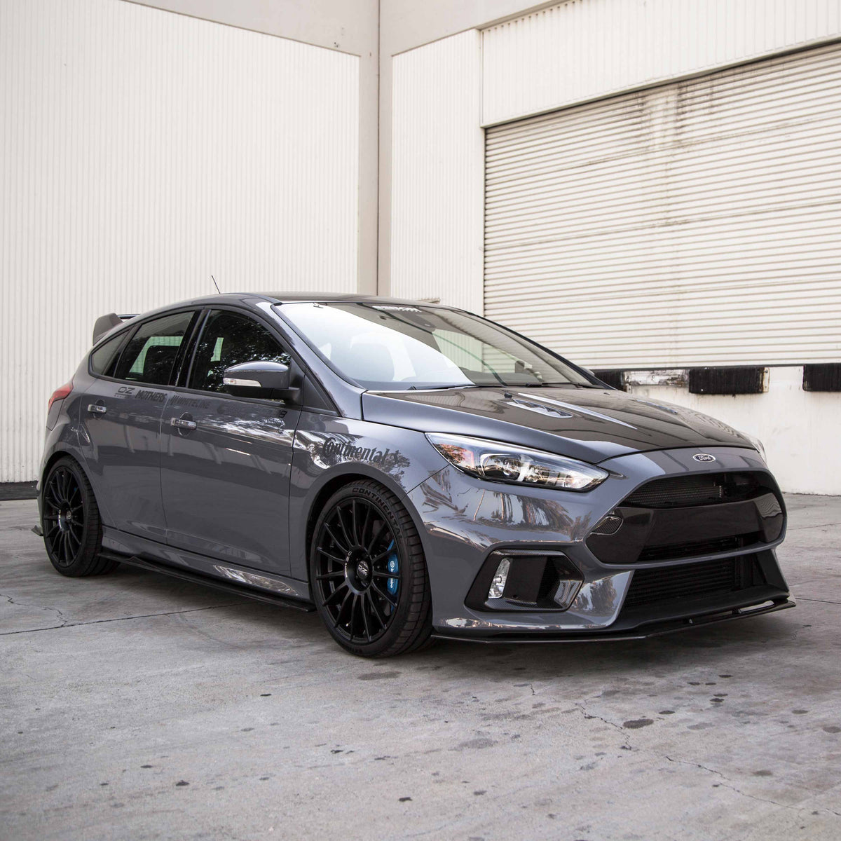 Seibon RS-Style Carbon Fiber Hood for 2015-2018 Ford Focus