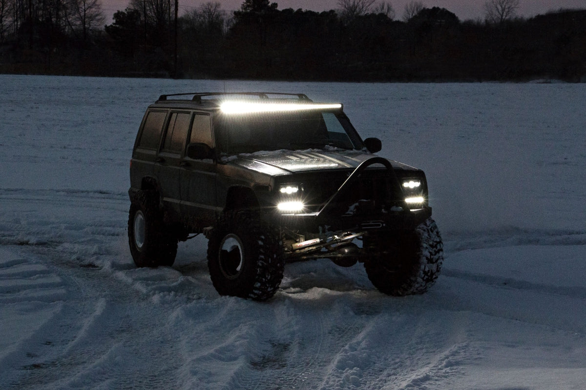 Rough Country 4.5 Inch Lift Kit | Rear AAL | Jeep Cherokee XJ 2WD/4WD (1984-2001)