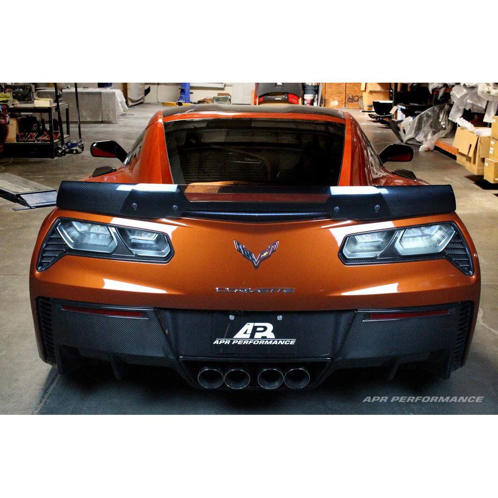 Carbon Fiber Rear Tail Light Bezels-Chevrolet C7 Corvette (all)