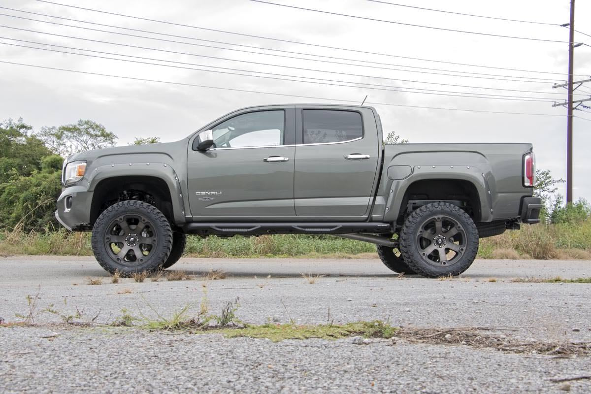 Rough Country 4 Inch Lift Kit | N3 Struts | Chevy/GMC Canyon/Colorado 2WD/4WD (2015-2022)