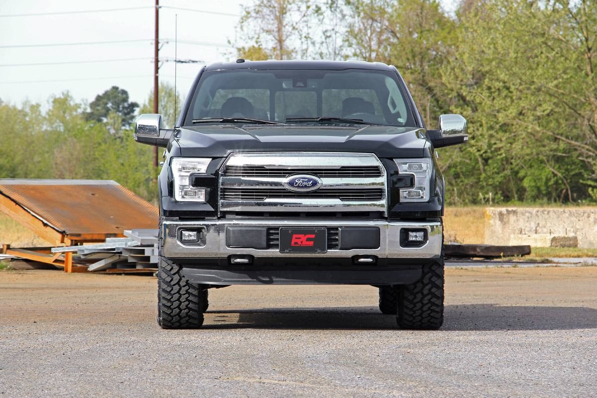 Rough Country 2 Inch leveling Kit | Ford F-150 (14-26)/Raptor (19-20)