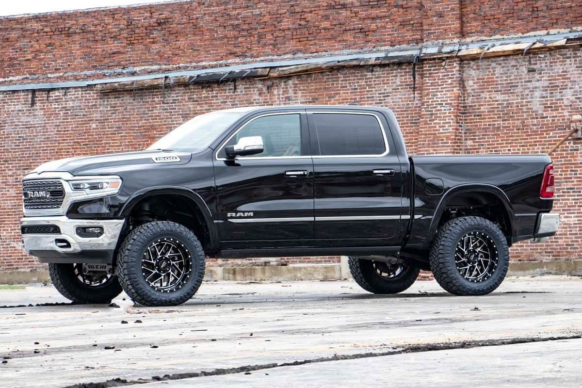 Rough Country 5 Inch Lift Kit | Air Ride | Ram 1500 4WD (2019-2024)
