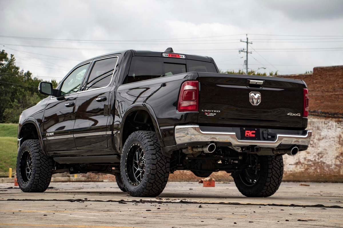 Rough Country 5 Inch Lift Kit | Air Ride | Ram 1500 4WD (2019-2024)