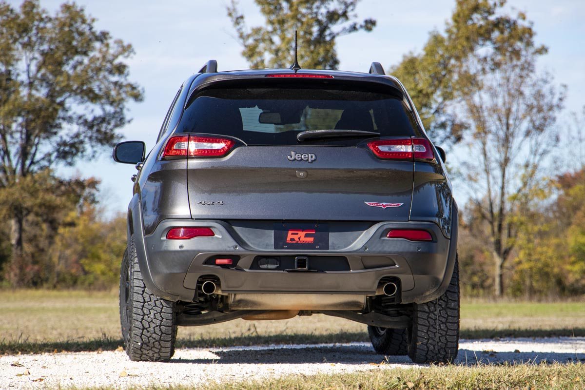 Rough Country 2 Inch Lift Strut Kit | Jeep Cherokee KL 4WD (2014-2023)