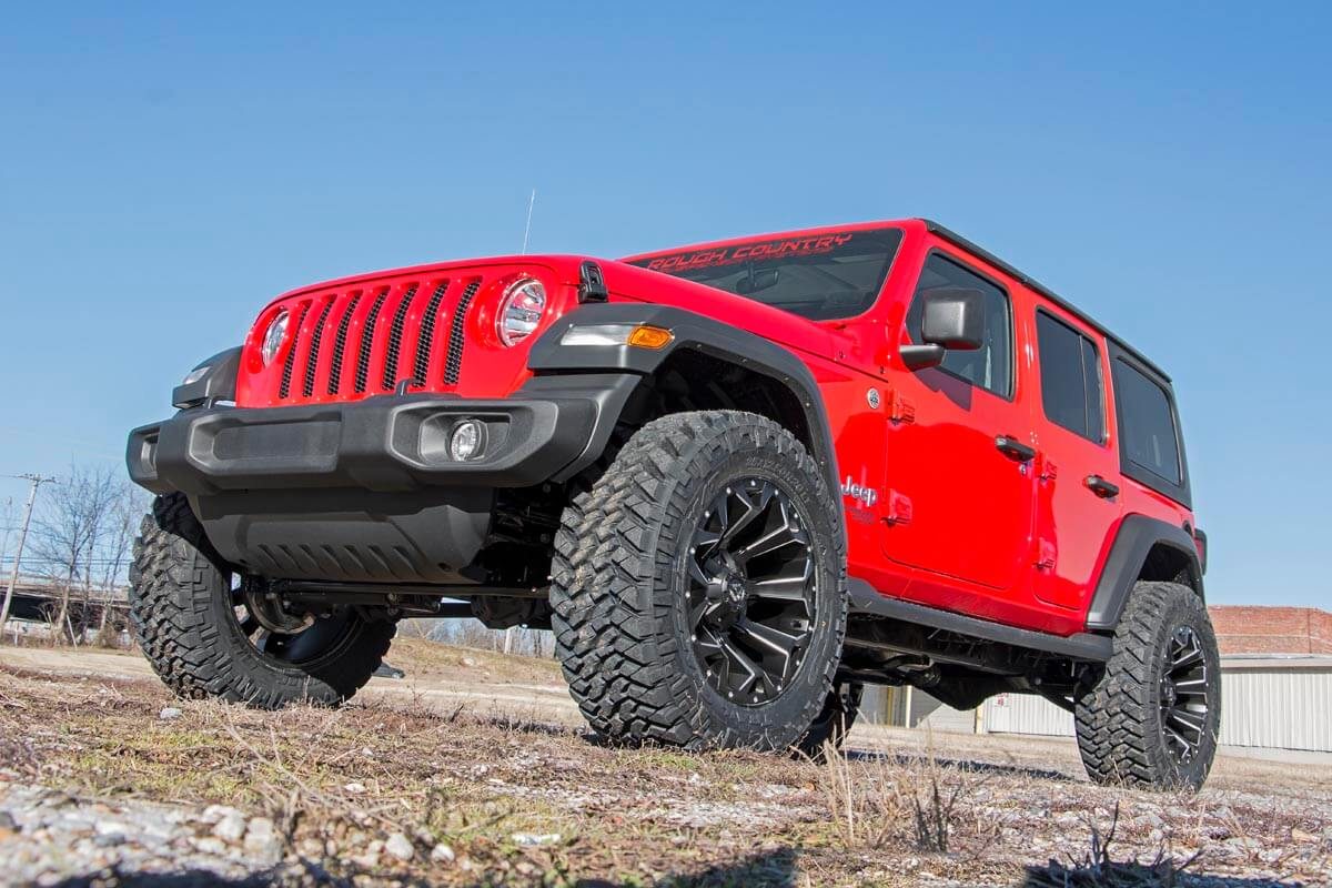 Rough Country 2.5 Inch Lift Kit | 2-Door | Jeep Wrangler JL 4WD (2018-2023)